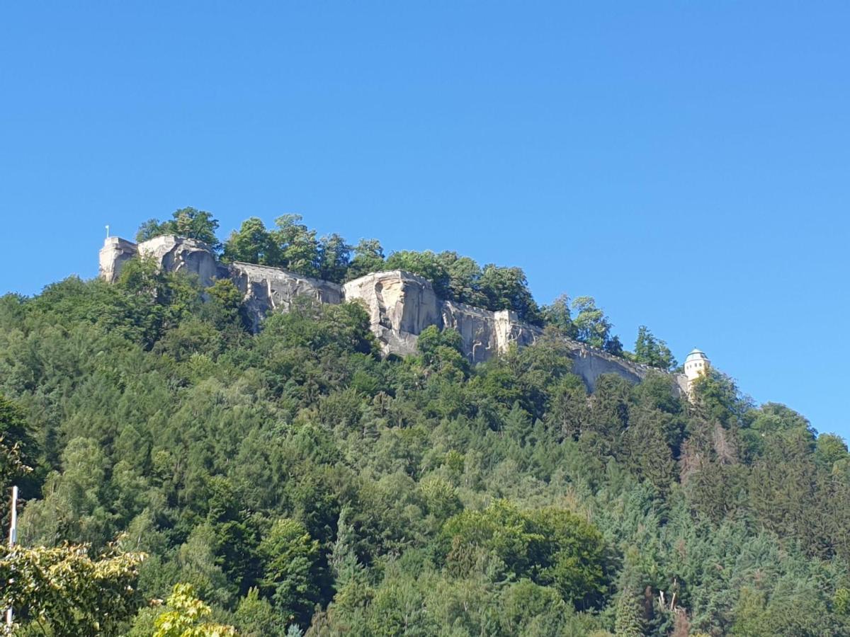 Saechsische-Schweiz-Ferienhaus-Wohnung-2-Mit-Hervorragendem-Panoramablick-Ueber-Das-Elbtal Königstein an der Elbe Exteriör bild